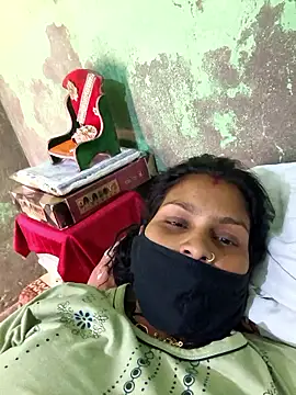 Snapshot of Love-pari077 chatting on November 3, 2025, 3:30 am Love-pari077 online show from November 3, 2025, 3:30 am