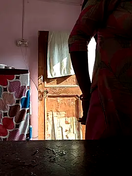 Snapshot of Love-pari077 chatting on November 15, 2025, 4:32 am Love-pari077 online show from November 15, 2025, 4:32 am