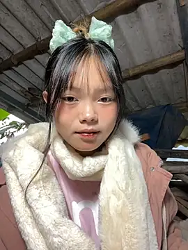 Snapshot of AdamLazis chatting on November 13, 2025, 12:42 am AdamLazis online show from November 13, 2025, 12:42 am