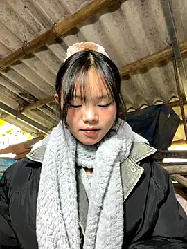 Snapshot of AdamLazis chatting on November 20, 2025, 12:55 am AdamLazis online show from November 20, 2025, 12:55 am