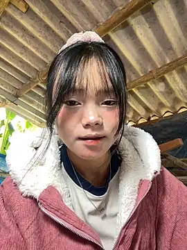 Snapshot of AdamLazis chatting on November 23, 2025, 2:00 am AdamLazis online show from November 23, 2025, 2:00 am