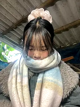 Snapshot of AdamLazis chatting on November 28, 2025, 12:46 am AdamLazis online show from November 28, 2025, 12:46 am