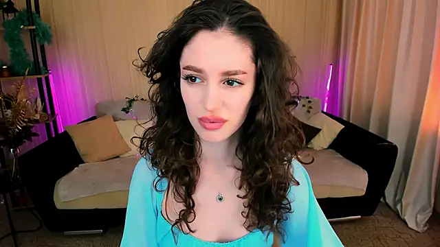 Snapshot of ChristinaConteeree chatting on September 10, 2025, 1:11 pm ChristinaConteeree online show from September 10, 2025, 1:11 pm