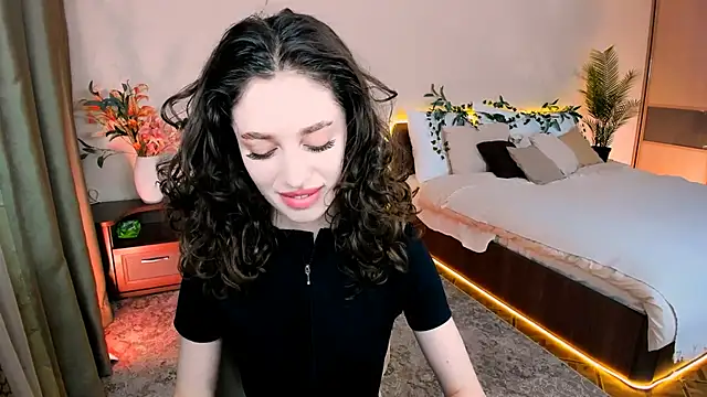 Snapshot of ChristinaConteeree chatting on September 13, 2025, 4:18 pm ChristinaConteeree online show from September 13, 2025, 4:18 pm