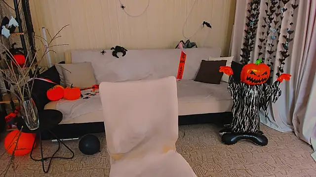 Snapshot of ChristinaConteeree chatting on November 3, 2025, 7:48 pm ChristinaConteeree online show from November 3, 2025, 7:48 pm