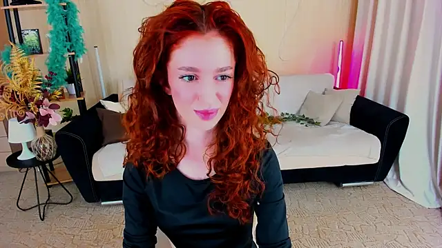 Snapshot of ChristinaConteeree chatting on December 1, 2025, 7:30 pm ChristinaConteeree online show from December 1, 2025, 7:30 pm