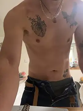 charl-5 online show from October 20, 2025, 9:32 am