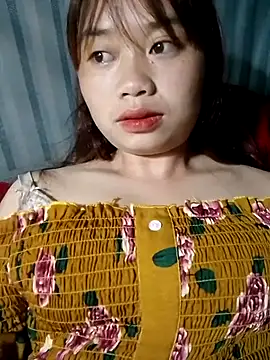 PhayPhay123 online show from September 15, 2025, 1:22 pm