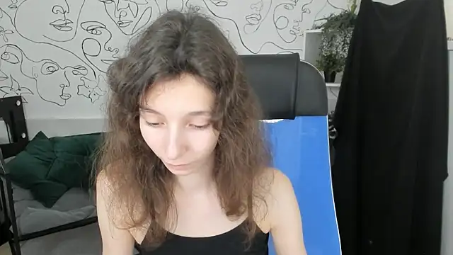 EmmanuellBrown online show from September 17, 2025, 10:06 am