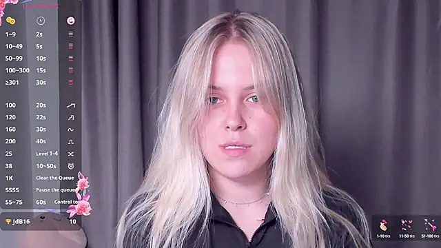 Snapshot of AngelAnty chatting on October 4, 2025, 3:10 pm AngelAnty online show from October 4, 2025, 3:10 pm