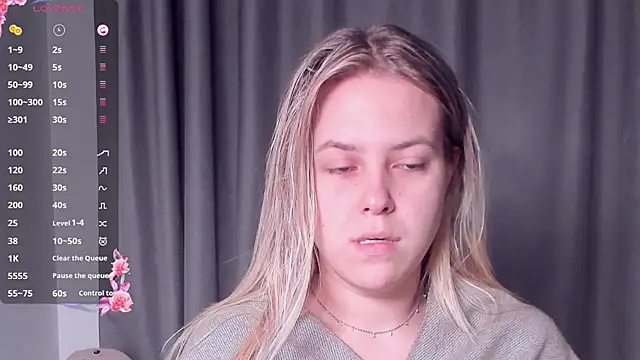 Snapshot of AngelAnty chatting on October 9, 2025, 3:10 pm AngelAnty online show from October 9, 2025, 3:10 pm