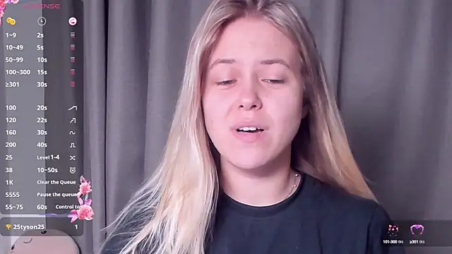 Snapshot of AngelAnty chatting on October 12, 2025, 3:44 pm AngelAnty online show from October 12, 2025, 3:44 pm