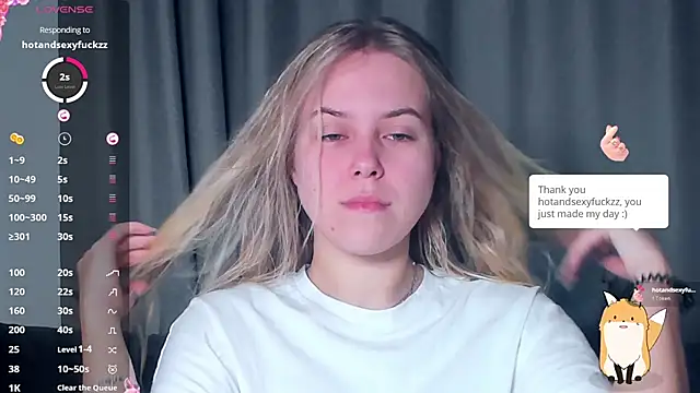 Snapshot of AngelAnty chatting on November 15, 2025, 1:07 pm AngelAnty online show from November 15, 2025, 1:07 pm