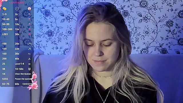 Snapshot of AngelAnty chatting on December 14, 2025, 1:16 pm AngelAnty online show from December 14, 2025, 1:16 pm