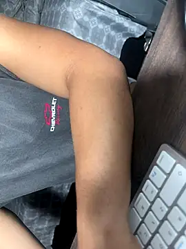 drigoprivaa online show from December 14, 2025, 2:50 am