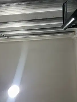 lynn9000 online show from November 8, 2025, 5:29 am