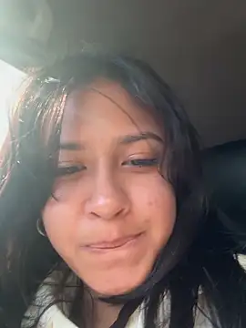 lynn9000 online show from November 14, 2025, 1:21 pm