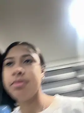 lynn9000 online show from November 18, 2025, 5:34 am