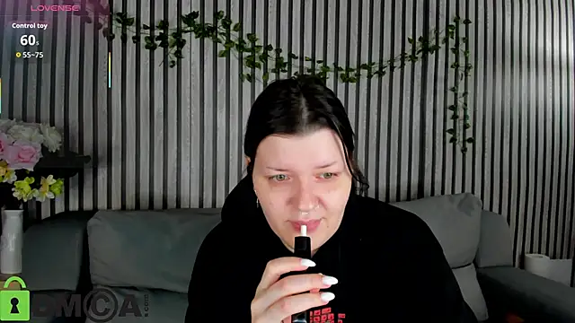 Snapshot of Michele_Greenn chatting on November 16, 2025, 1:11 am Michele Greenn online show from November 16, 2025, 1:11 am