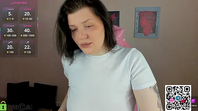 Snapshot of Michele_Greenn chatting on November 28, 2025, 5:04 pm Michele Greenn online show from November 28, 2025, 5:04 pm