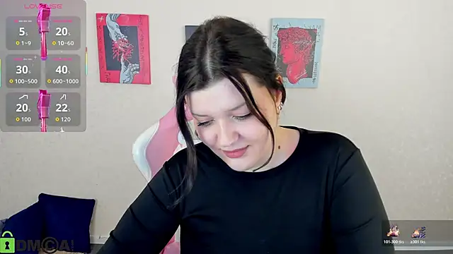 Snapshot of Michele_Greenn chatting on November 30, 2025, 5:11 am Michele Greenn online show from November 30, 2025, 5:11 am