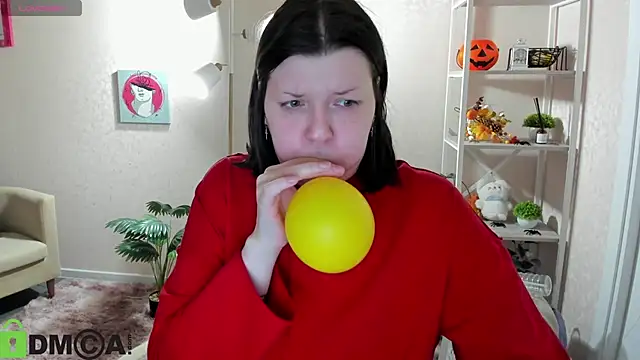 Snapshot of Michele_Greenn chatting on December 2, 2025, 1:00 am Michele Greenn online show from December 2, 2025, 1:00 am