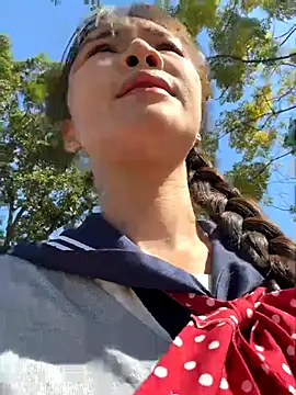 Snapshot of Adora188 chatting on November 26, 2025, 4:24 am Adora188 online show from November 26, 2025, 4:24 am