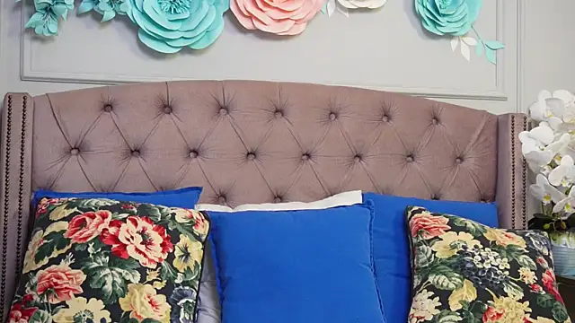 Snapshot of JenniferLovve chatting on October 17, 2025, 3:20 am JenniferLovve online show from October 17, 2025, 3:20 am