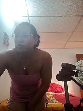 Snapshot of Angels_tomsop chatting on October 15, 2025, 5:46 pm Angels tomsop online show from October 15, 2025, 5:46 pm