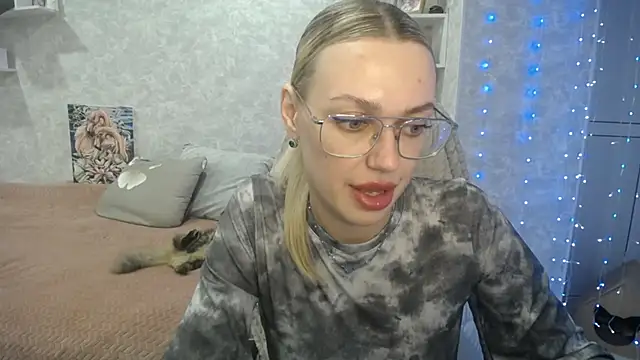 Snapshot of NickyAdamidi chatting on September 26, 2025, 4:11 pm NickyAdamidi online show from September 26, 2025, 4:11 pm