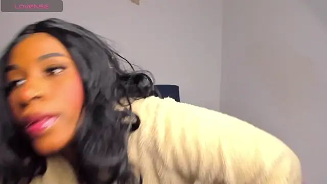 Brandy brown  online show from October 23, 2025, 11:24 pm