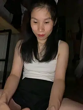 MinHiNi online show from October 5, 2025, 4:27 pm