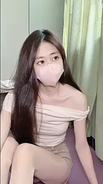 Snapshot of Ninii-b chatting on October 1, 2025, 7:36 am Ninii-b online show from October 1, 2025, 7:36 am