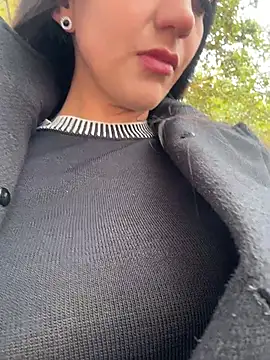 Snapshot of Ninabigtitied chatting on October 24, 2025, 10:55 am Ninabigtitied online show from October 24, 2025, 10:55 am