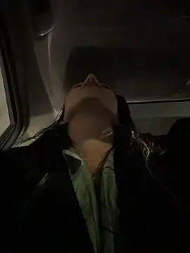 Snapshot of Ninabigtitied chatting on December 1, 2025, 1:38 pm Ninabigtitied online show from December 1, 2025, 1:38 pm