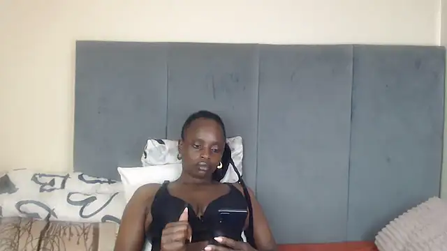 Snapshot of Jah-Queen chatting on September 11, 2025, 7:52 am Jah-Queen online show from September 11, 2025, 7:52 am