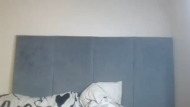 Snapshot of Jah-Queen chatting on October 9, 2025, 12:41 am Jah-Queen online show from October 9, 2025, 12:41 am