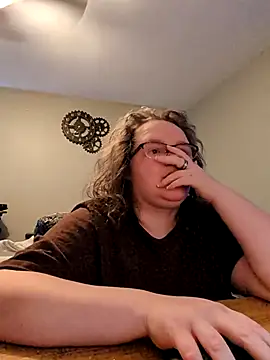 TheMistyPrice online show from December 1, 2025, 1:27 pm