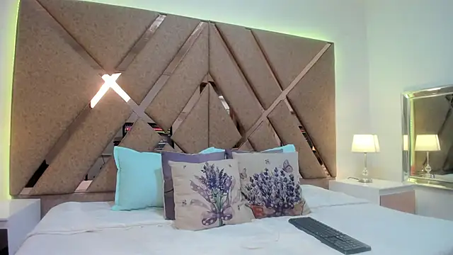 BelhaLawuo online show from September 10, 2025, 8:53 pm