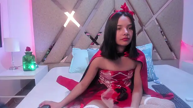 BelhaLawuo online show from October 17, 2025, 8:44 pm