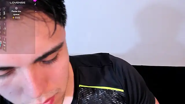 Snapshot of jasonxd9898 chatting on October 4, 2025, 1:03 am jasonxd9898 online show from October 4, 2025, 1:03 am