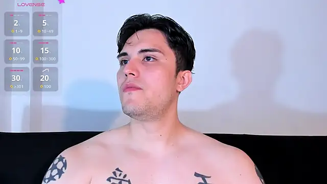 Snapshot of jasonxd9898 chatting on October 10, 2025, 1:04 am jasonxd9898 online show from October 10, 2025, 1:04 am