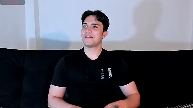 Snapshot of jasonxd9898 chatting on October 22, 2025, 1:06 am jasonxd9898 online show from October 22, 2025, 1:06 am