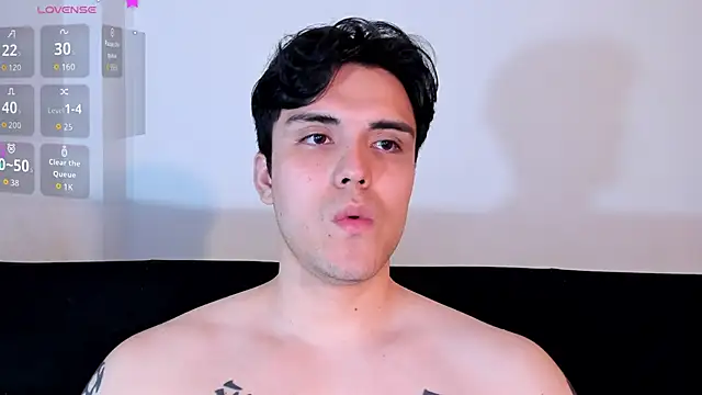 Snapshot of jasonxd9898 chatting on November 4, 2025, 1:05 am jasonxd9898 online show from November 4, 2025, 1:05 am