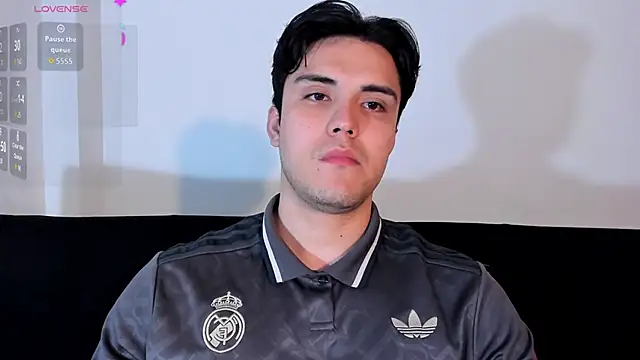 Snapshot of jasonxd9898 chatting on November 5, 2025, 1:05 am jasonxd9898 online show from November 5, 2025, 1:05 am