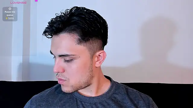 Snapshot of jasonxd9898 chatting on November 9, 2025, 1:04 am jasonxd9898 online show from November 9, 2025, 1:04 am