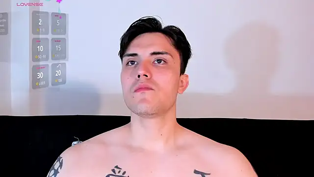 Snapshot of jasonxd9898 chatting on November 22, 2025, 1:26 am jasonxd9898 online show from November 22, 2025, 1:26 am