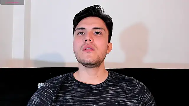 Snapshot of jasonxd9898 chatting on November 29, 2025, 2:03 am jasonxd9898 online show from November 29, 2025, 2:03 am