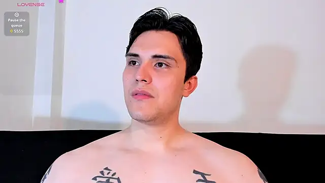 Snapshot of jasonxd9898 chatting on December 15, 2025, 3:11 am jasonxd9898 online show from December 15, 2025, 3:11 am