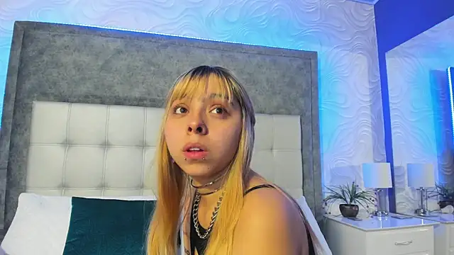 Snapshot of its_bibi chatting on September 24, 2025, 8:01 pm its bibi online show from September 24, 2025, 8:01 pm
